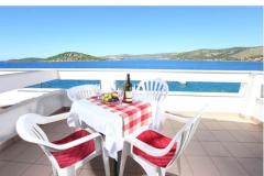 Vinka apartments DIREKT NA PLAŽI Apartmán 2: (3+1) - Apartman 2 foto 1